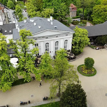 Bohema Lägenhetshotell 4*